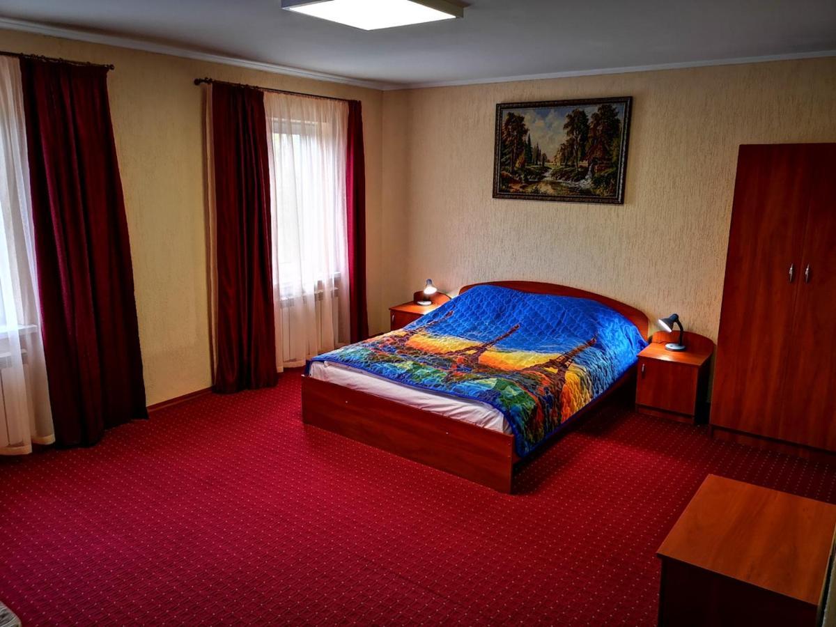 Отель Визит Pogreby  Zewnętrze zdjęcie